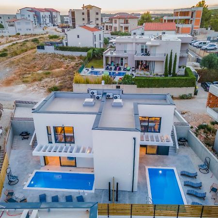 Villa Rougemarin - Marin With Private Pool Медулин Екстериор снимка