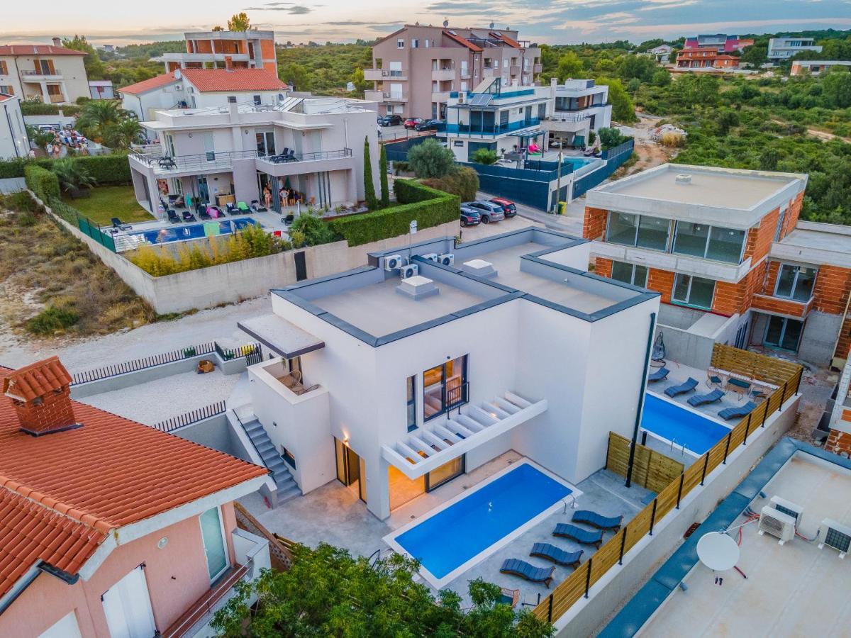 Villa Rougemarin - Marin With Private Pool Медулин Екстериор снимка
